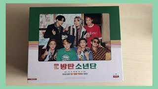 Unboxing BTS Season's Greetings 2021 + Wall Calendar - YouTube