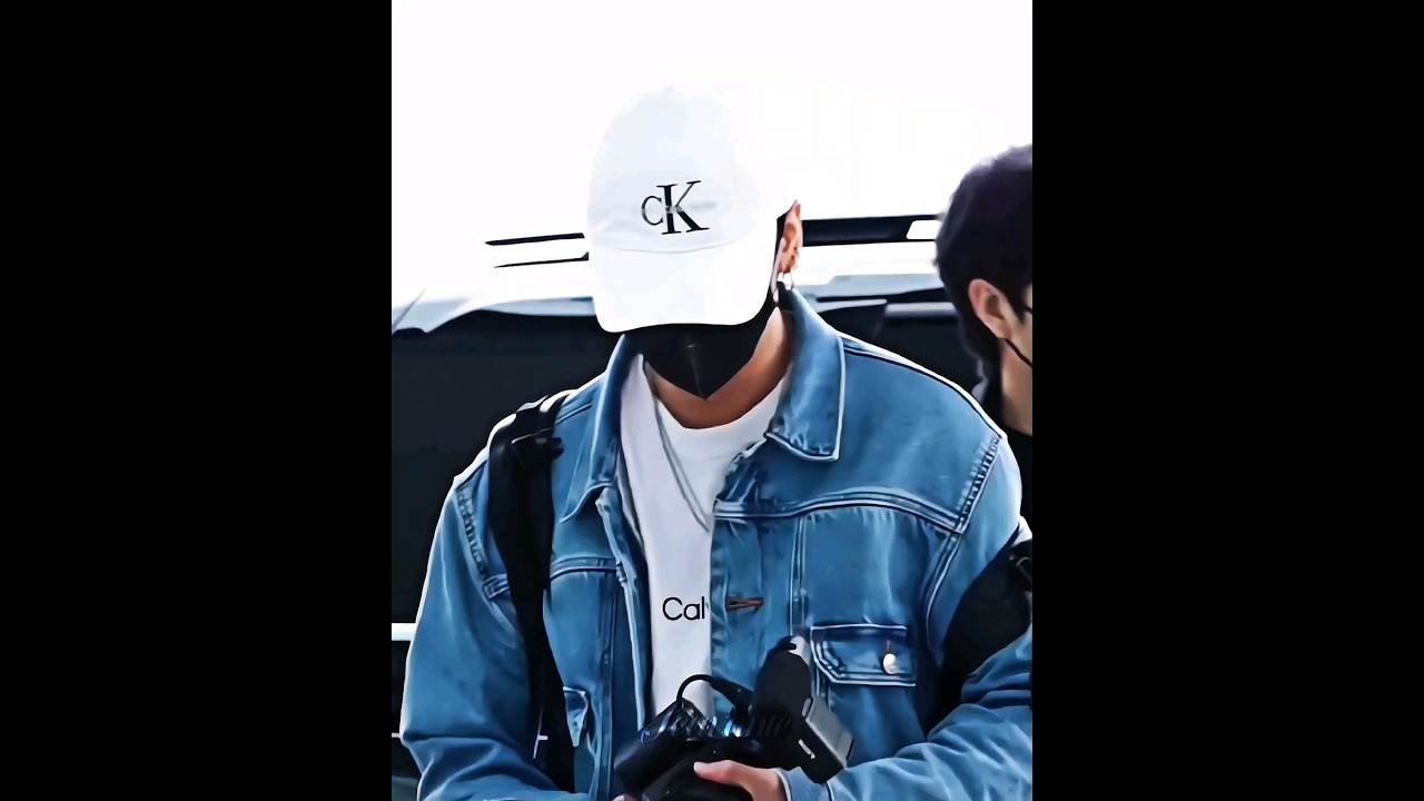 在 YouTube 上觀看「jungkook; say it」 在 YouTube 上觀看「jungkook; say it」