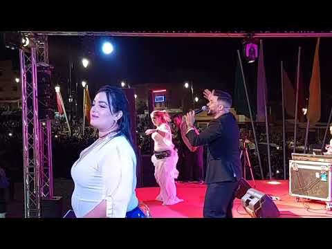 لحضة صعود الفنان وليد الرحماني لمنصة مهرجان افورار