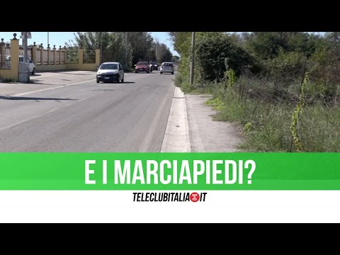 Giugliano, scuola in via Ripuaria: mancano i marciapiedi per arrivarci