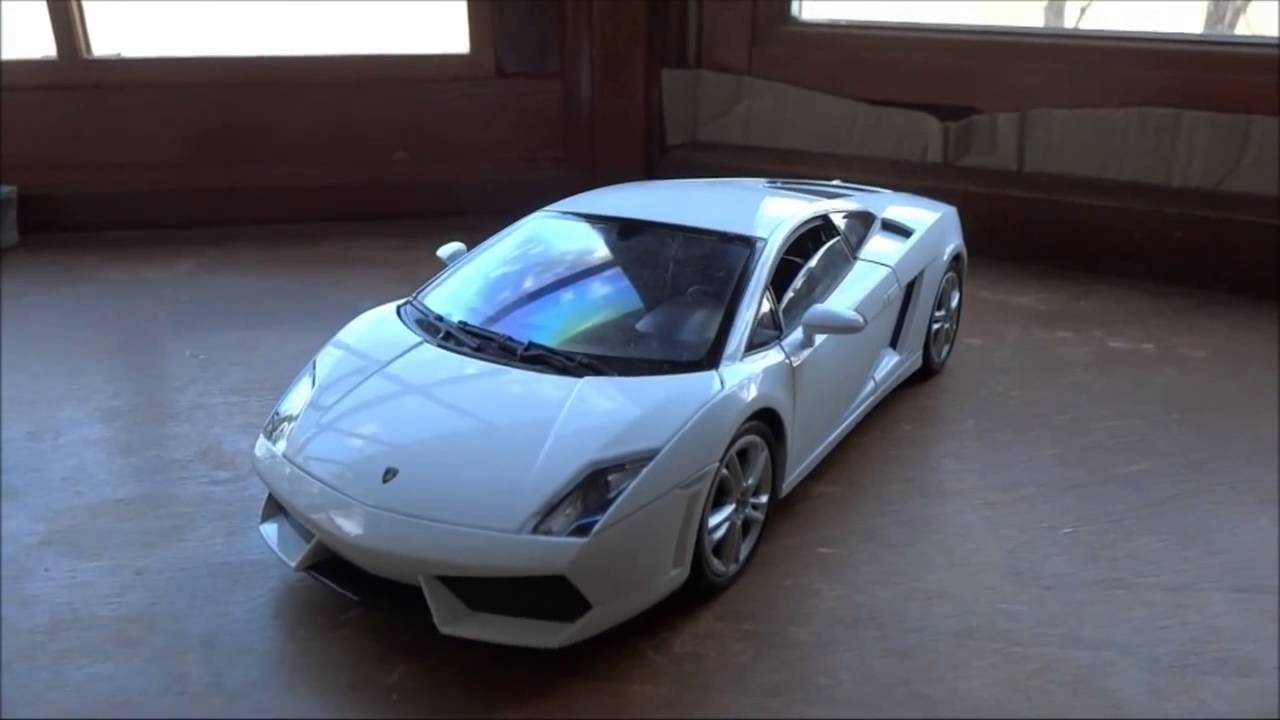 Машина lamborghini игрушечная