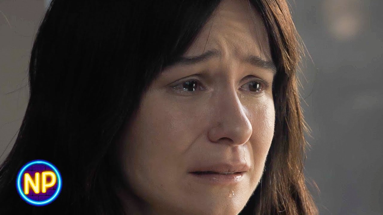 AIA Freaks Out Meredith By Replicating Her Father | Afraid | Now Playing
