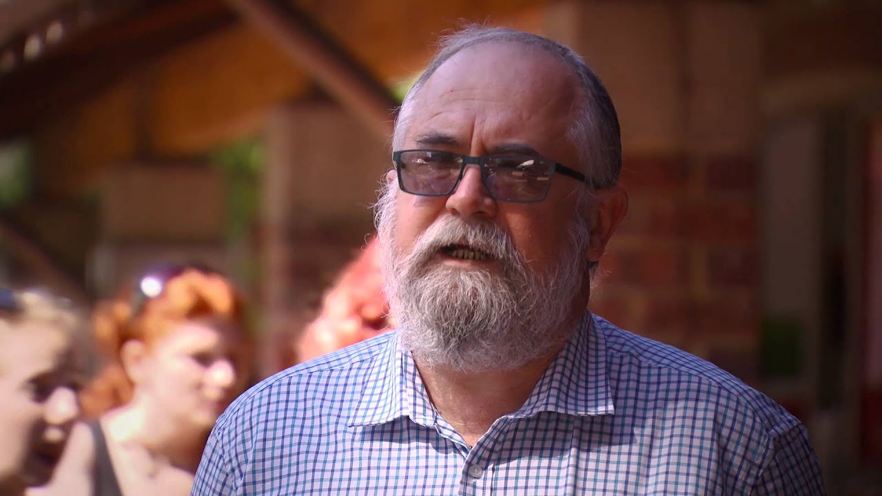 video phone beyonce mp3 Dr Iain Murray Curtin Awards for Excellence and Innovation in Teaching