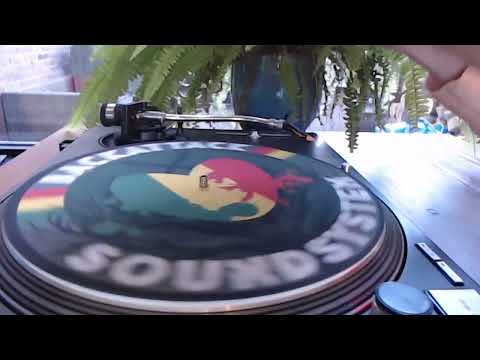 Johnny Osbourne & Devon Russell / Devon Russell – How Can I Be