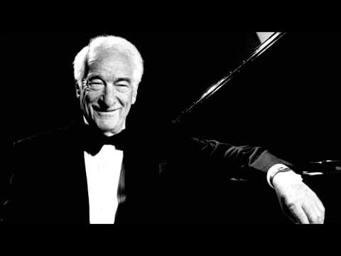 victor borge plays clair de lune