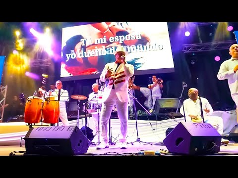 Roberto Lugo - Fiesta Blanca | Salsa Romántica En Vivo