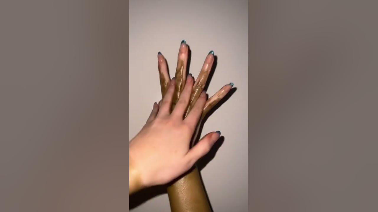 how-to-quickly-remove-fake-tan-off-of-your-palms-keep-watching-to-find