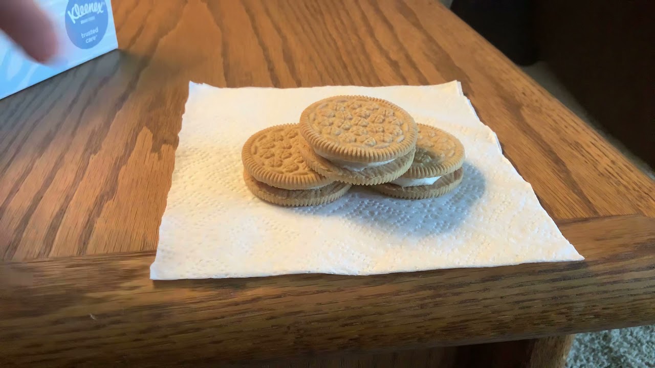 Carrot Cake Creme Cookies ALDI
