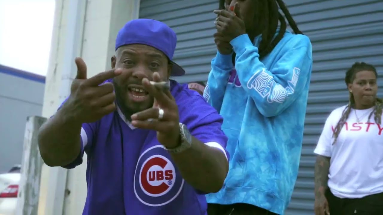 Watch OsoKing Mezzy x Twenty Da Gasman - No Refund (Official Music Video) on YouTube Watch OsoKing Mezzy x Twenty Da Gasman - No Refund (Official Music Video) on YouTube