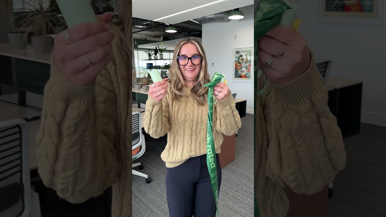 How to open your Earth Rated dog poop bag dispenser when it's stuck