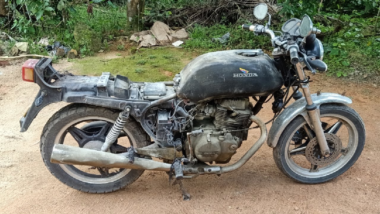 Repairing a vintage bike CB250T Hawk #2