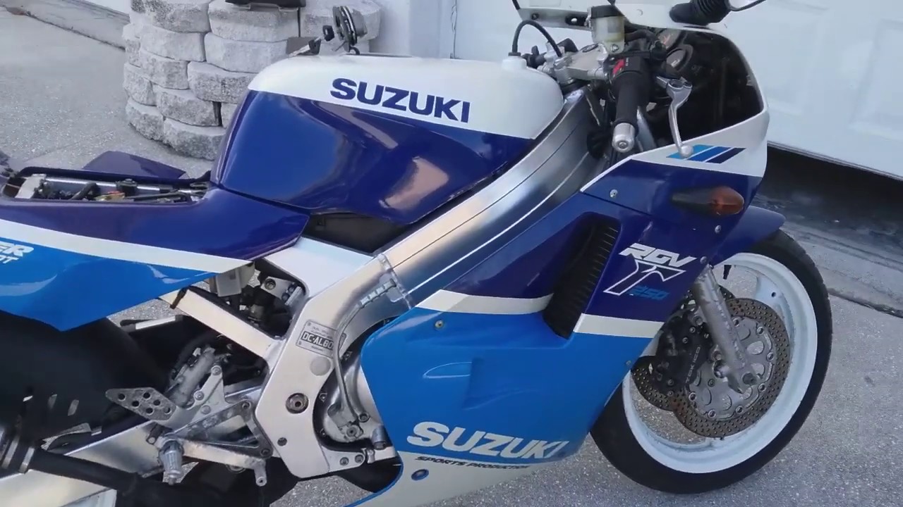 1989 Suzuki RGV250 VJ21 SP walk around review Sports Production