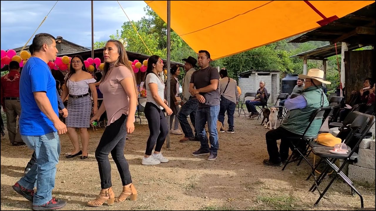 Los imponentes de san juan ,  cumpleaños en san Miguel lado , chilenas de san juan mixtepec