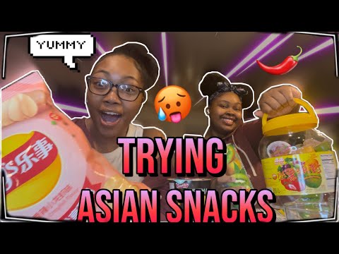 TRYING ASIAN SNACKS|FT.MICHELLE|LAYS CUMBER AND CRAYFISH FLAVOR😱❗️