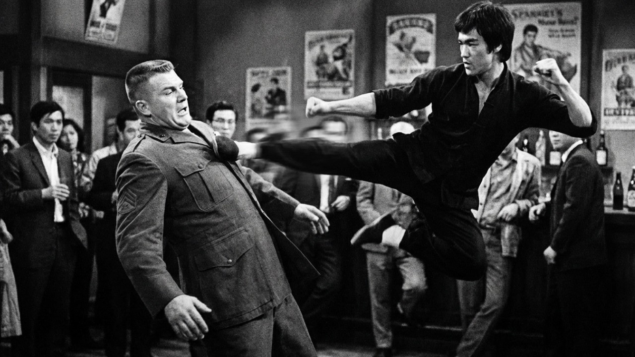 Bruce Lee Was at a Bar When a 280lb Marine Said 