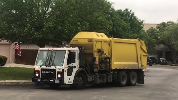 Late Pickup: Mack LR Heil DuraPack Python 423618 On Organics