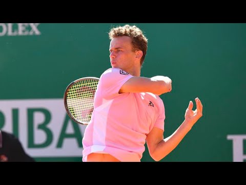 TENNIS - L'espoir français Luca Van Assche a pris un set à Novak Djokovic avant de céder logiquement