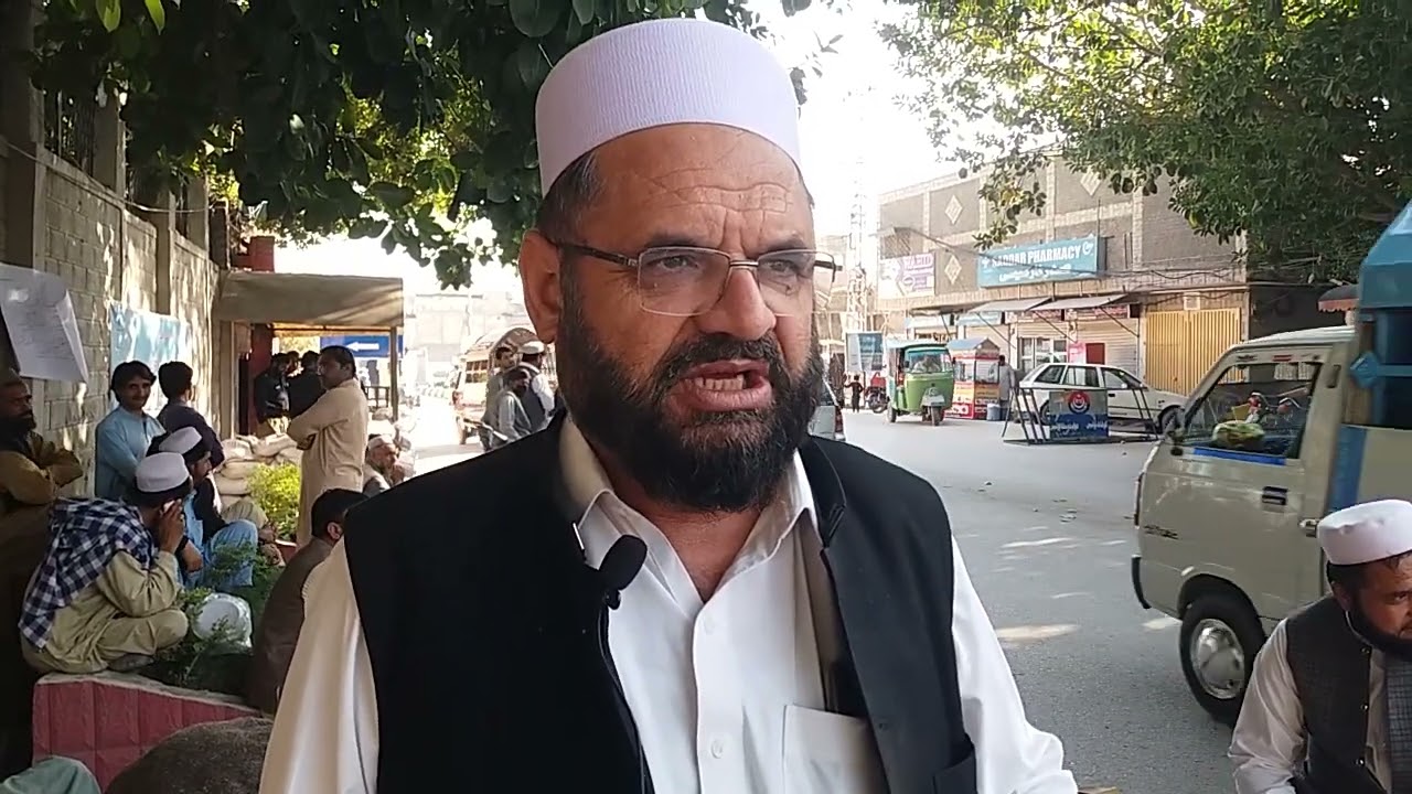 kohat. Government fruit and Vegetable market president Fayaz Afridi Afridi talks with media.