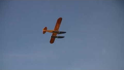 J3 Cub on floats Crash landing