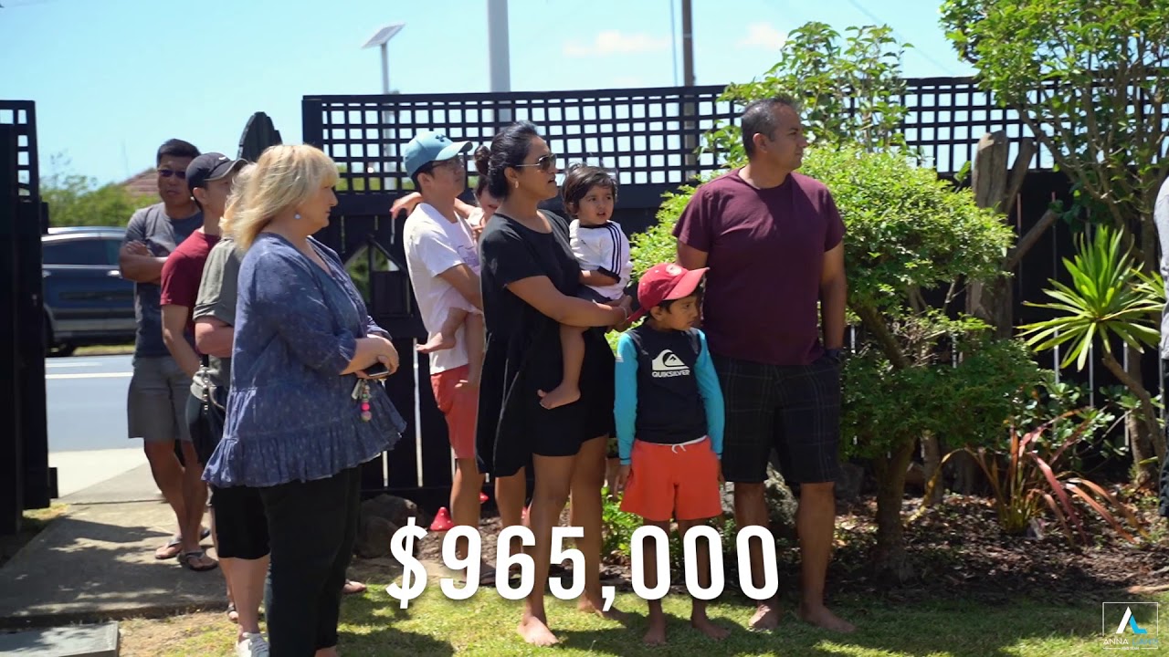 84 Forrest hill road Auction Video