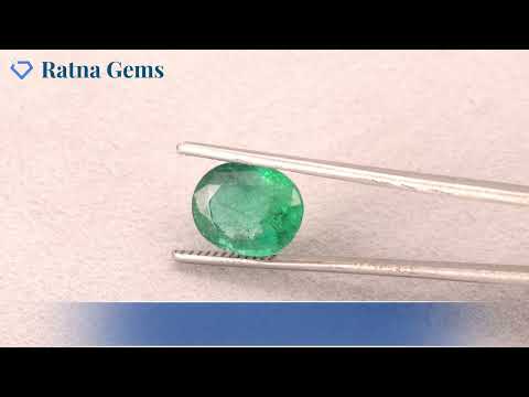 Product Video for: Zambian Emerald (Panna) 3.35 Carat (3.68 Ratti)