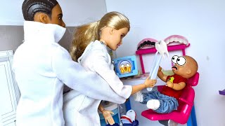 DOCTOR IS THIS THE WRONG TOOTH!? Katya and Max are a fun family! Funny Barbie Doll STORIES Darinelka