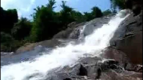 Mannil Ninnum Menanju Nee enne