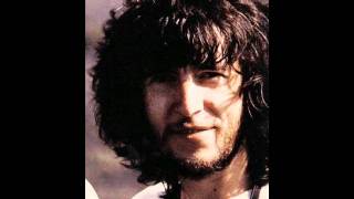 Video thumbnail of "Jean Michel Caradec - Mai 68.wmv"