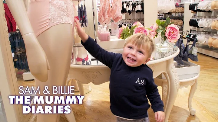 Arthur Can't Keep His Hands to Himself  | The Mumm...