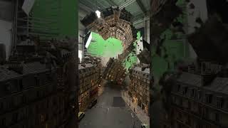 How Urban Buildings Collapse on Set