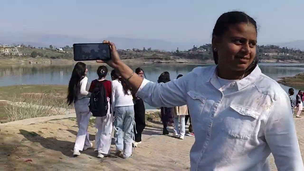 Rajan aai hamare ghar fir kal gye college trip par ☺️#minivlogger #likeandsubscribe 