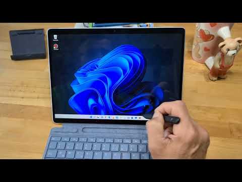 Video: Wie schalte ich die Tastaturbeleuchtung meines Surface Books ein?