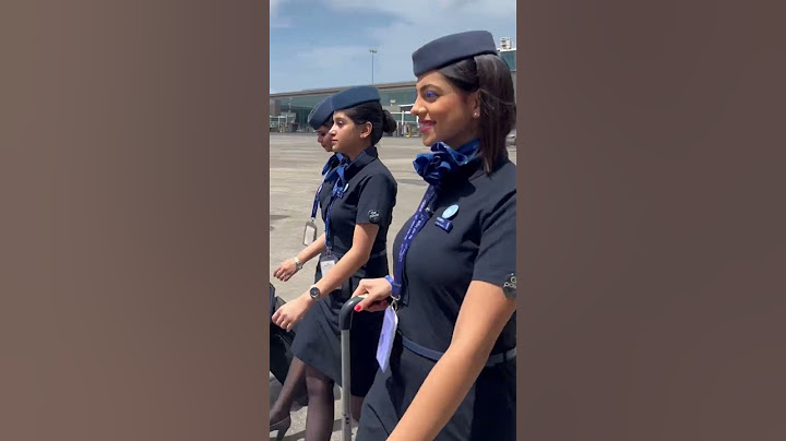 In-flight Services |  Cabin Crew | IndiGo 6E
