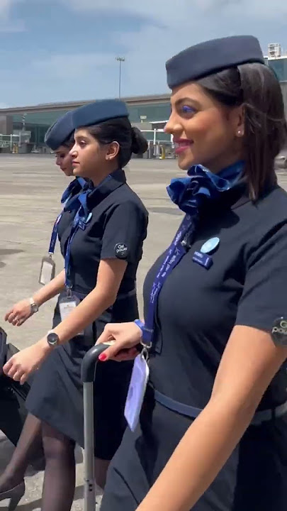 In-flight Services |  Cabin Crew | IndiGo 6E