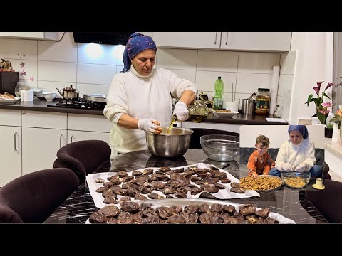          بعمرك جربت المكدوس بهل طريقه على قلبي لا يقاوم