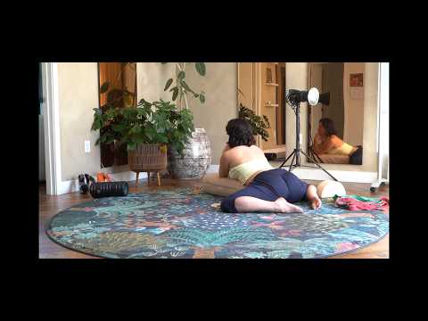 Need a New Stretch Routine? Try This 24 Min Flow (Lightly Guided)