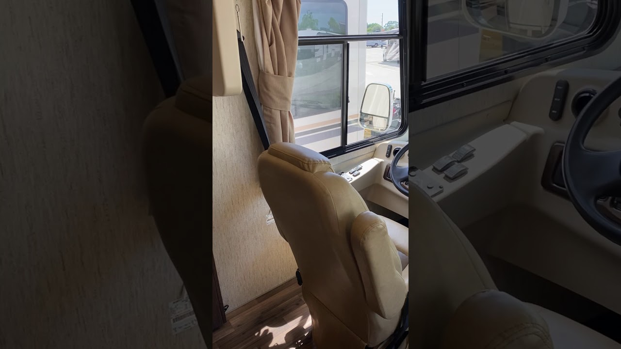 2019 Coachmen Mirada model 35BH review.