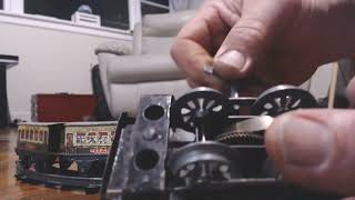 Hornby M0 Clockwork Train Test Red