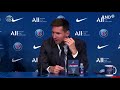 Messi wird in Paris vorgestellt und spricht vom Gewinn der Champions League