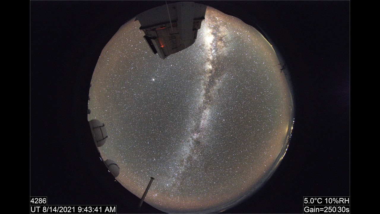 画材 Meteor Shower See the Perseids Meteor Shower Gracing Chicago Skies