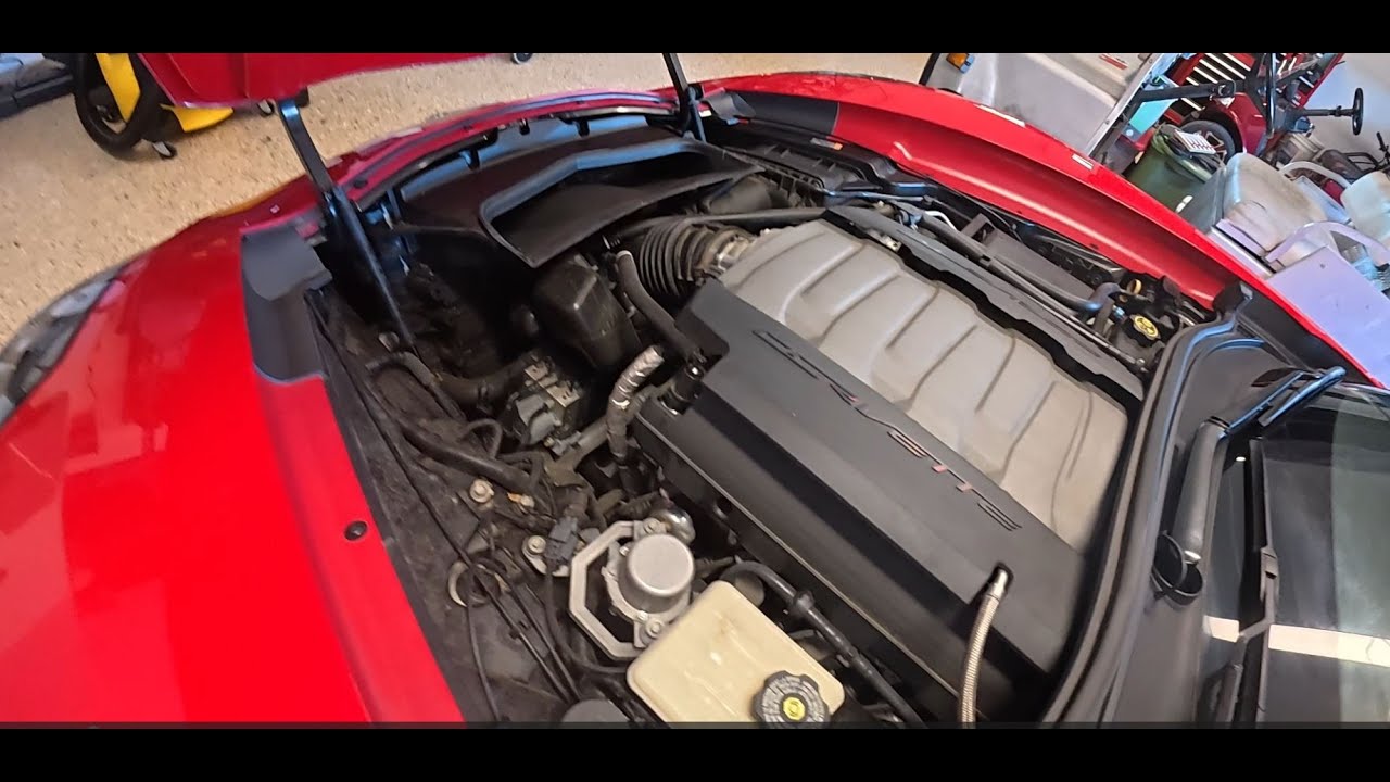 C7 Corvette Z51 (newly acquired) engine bay cleaning (no water)