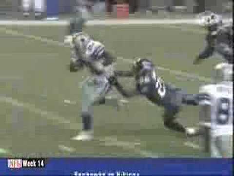 A stupid little Julius Jones video I put together to intimidate another team in my fantasy league back in 2004.