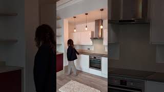 Beautiful Two Bedroom Apartment in Clifton Hill, Powis Grove | Guided Tour with Mia 🏡✨