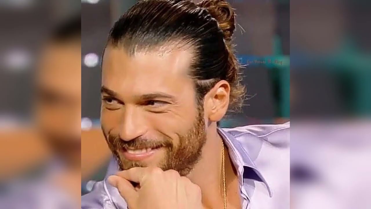 Can Yaman & Demet Ozdemir   Love’s Hollow Core
