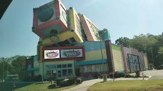 Ulti pulti buildings at pigeon forge 😊🥹😝