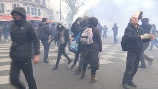 Loi Travail: la manifestation à Paris dégénère