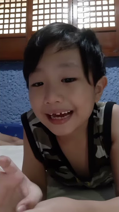 Hindi ko alam anu sinasabi niya😂