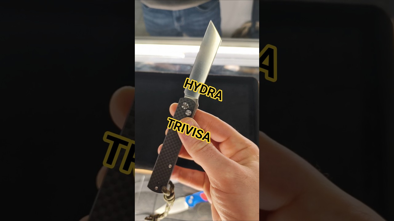 Нож Hydra от TRIVISA, стенд SteelBro. Выставка КЛИНОК Москва осень 2025.