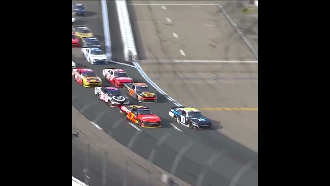 .Landon Cassill wants that 🏁