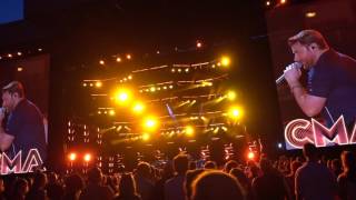 Chris Young - I'm Comin' Over (Live CMA Fest 2016)